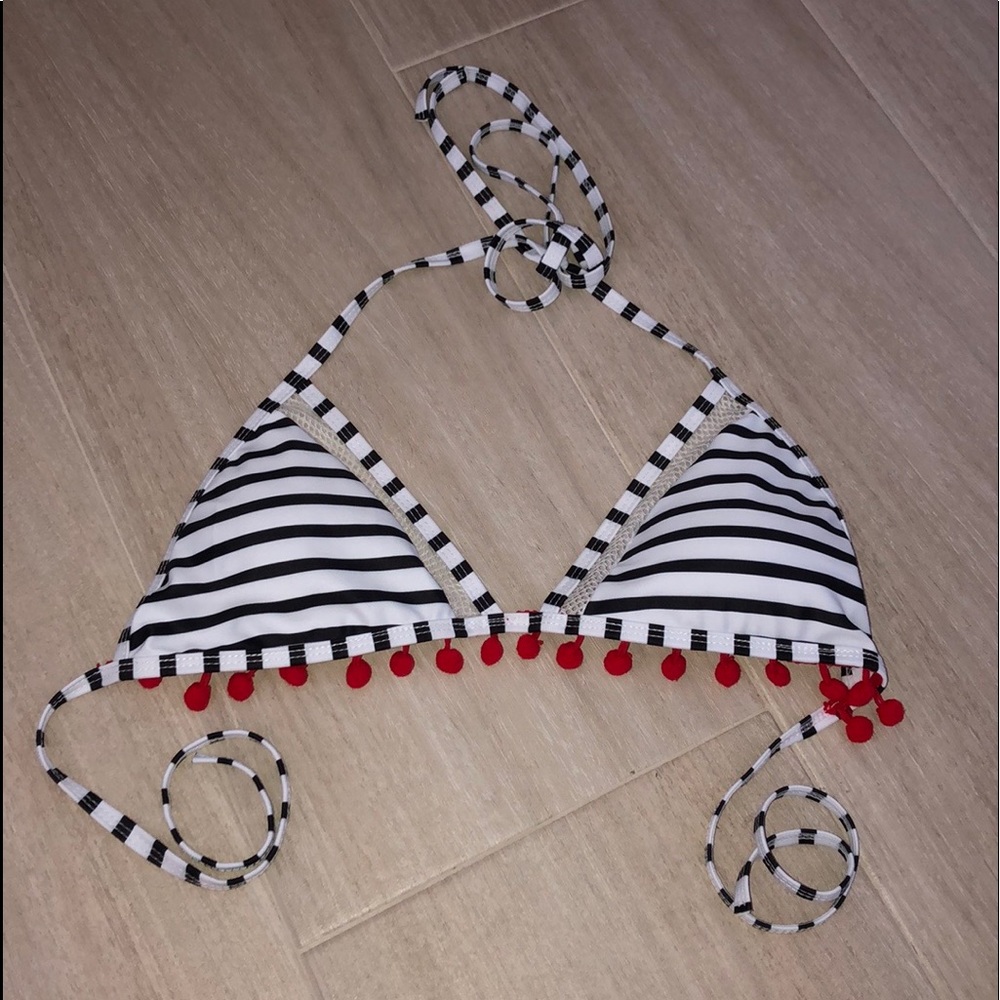 Black and white bikini top